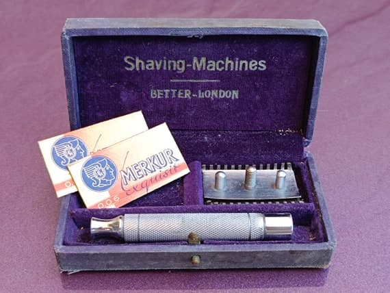 1970s Micrometric Adjustable Safety Razor