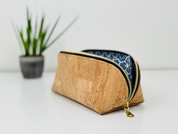 Natural cork and cotton cosmetic pouch