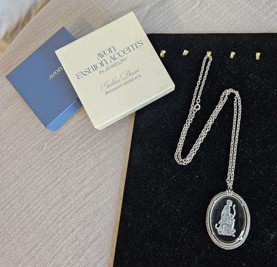 1970s Avon Goddess Diana Pendant Necklace