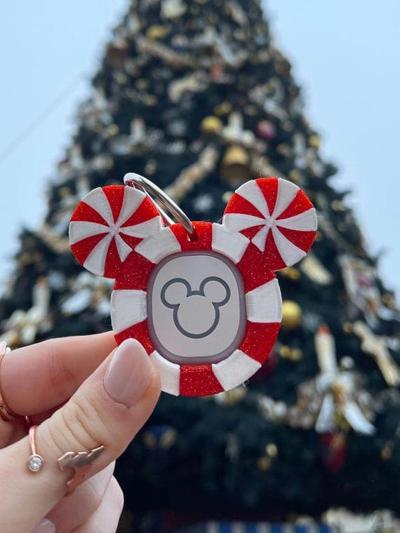 Peppermint Swirl MagicBand+ Puck Holder